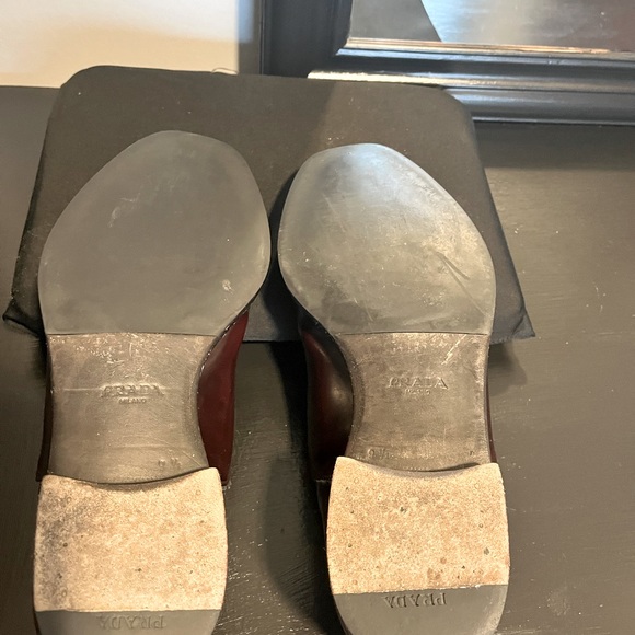 Prada leather oxfords-mens 9.5 - Picture 3 of 3